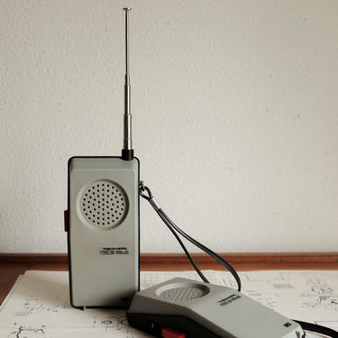 Vintage Retro Realistic Walkie Talkie Radios Model TRC-3 - Set of 2 - Radio Shack - Tested and Working 