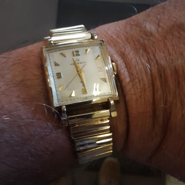 Helbros wrist watch 21J never used with original box 