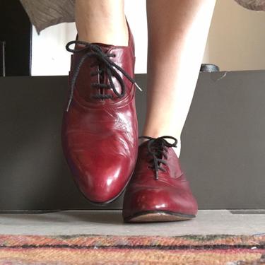 Pierre cardin shoes, vintage oxfords, 1970s lace up shoes, size 9, mens wear shoes, oxblood shoes, unisex shoes, designer shoes 