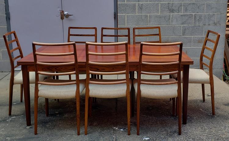 Niels Moller Set of 8 Model 82 Danish Modern Rosewood Dining Chairs