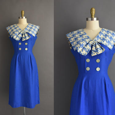 1950s vintage dress | Adorable Blue Cotton Oversized Collar Summer Wiggle Dress | Medium | 50s dress 