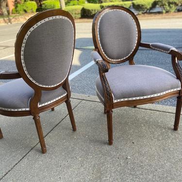 Fabulous French-style Armchair