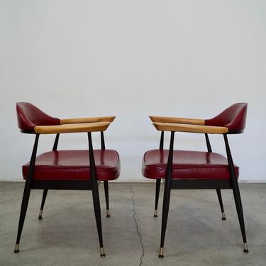 Pair of Mid-century Modern Arm Chairs 