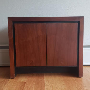 Mid Century Modern Dillingham Nightstand or Side Table 