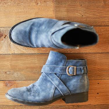 Born trinculo ankle boots // distressed blue suede leather // size 8 8.5 9 