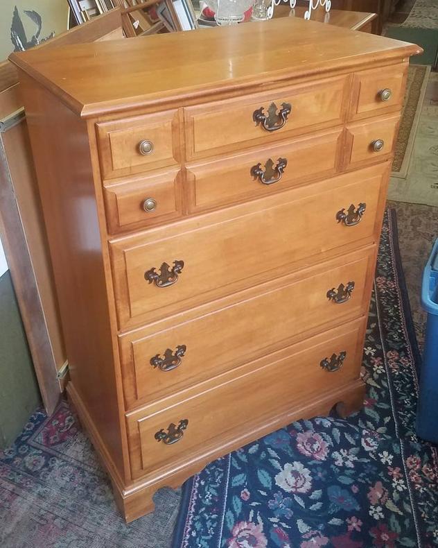 Sterling House 4 Drawer Maple Chest. Made in USA. 
