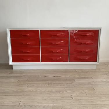 1970s Giovanni Maur for Treco Red 9-Drawer Credenza