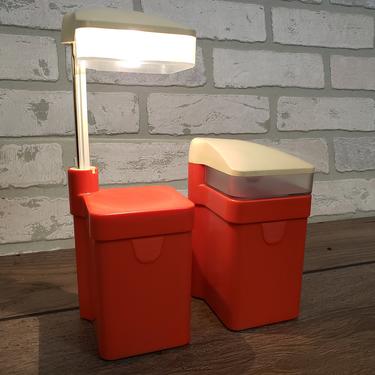 Pair of Orange Eveready Swivel Light/Lamp Camping Lantern 