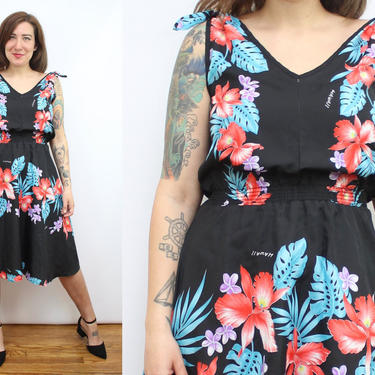 Vintage 80's Black Polyester Aloha Hawaiian Dress / 1980's Tropical Floral Summer Dress / Women's Size Small - Medium by Ru
