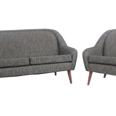 Classic Scandinaviam Modern Sofa &#038; Chair Set