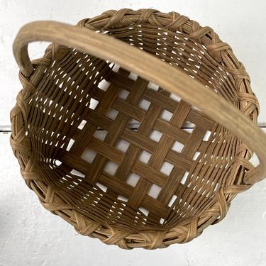 Hand woven traditional reed basket - square base - 1980s vintage 