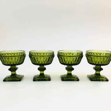 Vintage Green Coupe Glasses / Set of 4 / Mt Vernon Indiana Glass 