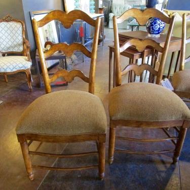 SET OF SIX LADDER BACK DINING CHAIRS BY CENTURY