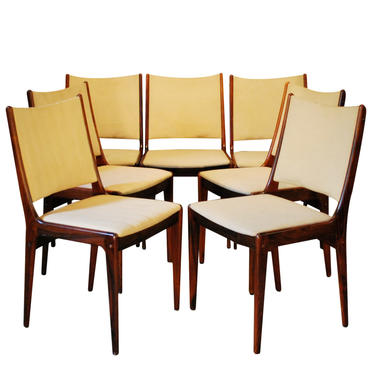 12232 Johannes Andersen Designed Set of Seven Danish Modern Teak Dining Chairs, circa 1960