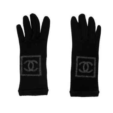 Vintage CHANEL CC Logo Black Gray Wool Sport GLOVES size S/M 