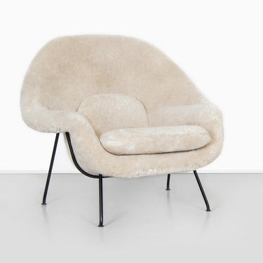 Eero Saarinen Womb Chair 