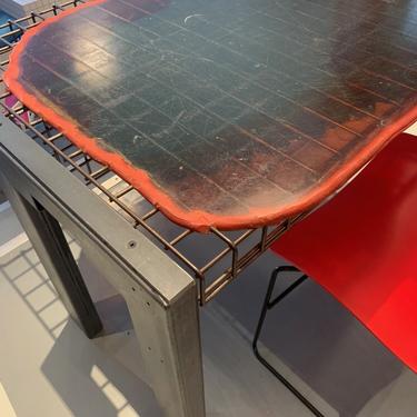 Rare 'Chiat Day' Resin and steel desk by Gaetano Pesce