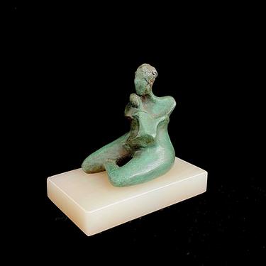 Vintage Modernist Original Bronze Sculpture of a Mother and Child with Verde Gris Finish mounted on Onyx Stone Base by Amparo Ramirez 