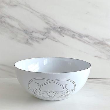 Vintage Mid Century Modern Enameled Bowl White w/ Brown Design 9.5&amp;quot; Diameter Cathrineholm? Finel? Scandinavian Enamelware TWO AVAILABLE 