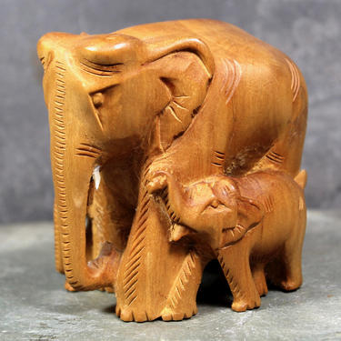 Small Carved Wooden Mama Elephant and Babies - Mamma Walking with Baby Elephants - Hand Carved Wooden Figure - Folk Art  | FREE SHIPPING 