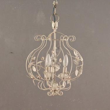 Shabby Bouquet Chandelier