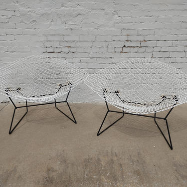 Mid Century Modern Bertoia White Wire Diamond Chairs 