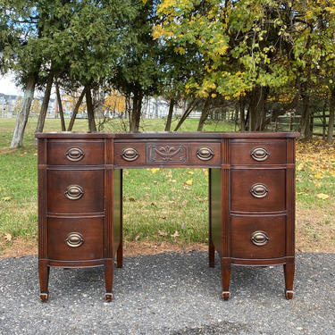 NEW - Vintage Desk Available To Customize, Hepplwhite Hardware, Office Furniture, Bedroom Furniture, Farmhouse Desk 