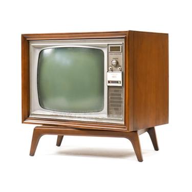 RCA Victor Swivel TV in Walnut Swivel Case
