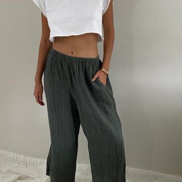 90s gauzy linen pants / vintage gray windowpane linen cropped high waisted wide leg elastic waist easy baggy Flax pants | M L 