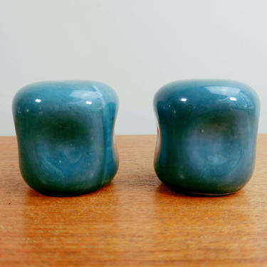 Vintage Steubenville Russel Wright Salt and Pepper Shakers | American Modern | 5-Hole | Seafoam | 1940s 1950s 