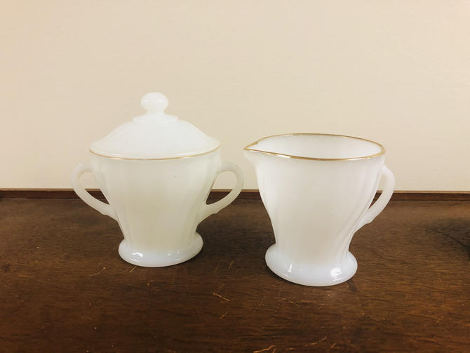 Made in USA Vintage Anchor Hocking Creamer and Sugar Bowl White Milk Glass with Gold Trim