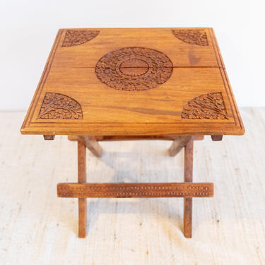 Gorgeous Vintage Hand Carved Teak Accent Table / Plant Stand -  Made in India 
