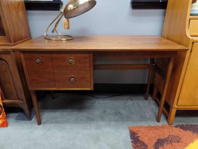 Mid-Century Modern walnut desk by Stanley Furniture. Peg Leg Vintage
