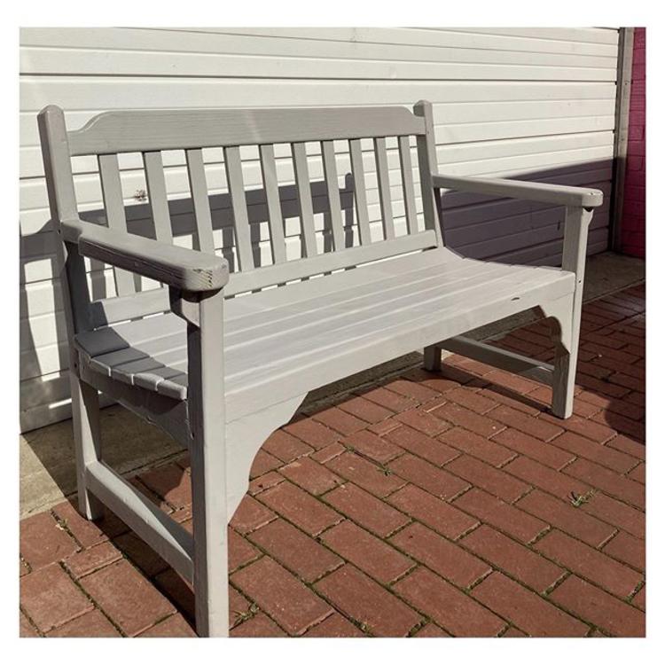 Gray renaissance wood slatted back outdoor bench 50” wide / 24” deep / 33.6” height (back) / 17” seat 