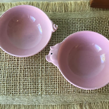 2 Piggy Bowls Japan Knobler 