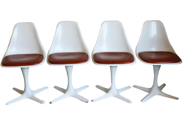 Set of Four Mid-Century Modern Tulip Chairs by Burke 