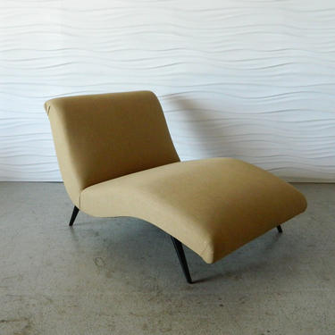 HA-C8354 American Modern Wave Chaise Attributed to Adrian Pearsall