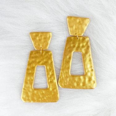 AGATHA in hammered gold // Cosmic Collection // Polymer Clay Statement Earrings // Lightweight Earrings // Modern Minimalist // Geometric 