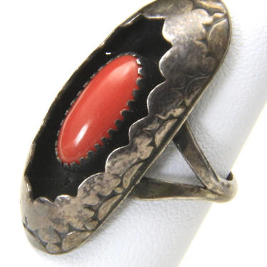 Vintage Navajo Sterling &amp; Coral Oval Shadowbox Ring Size 6.25 Unisex 