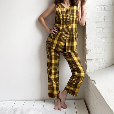 1970s Brown & Yellow Plaid 2pc Leisure Suit 