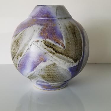 1980s Vintage Hand-Painted Abstract Design Studio Pottery Vase 