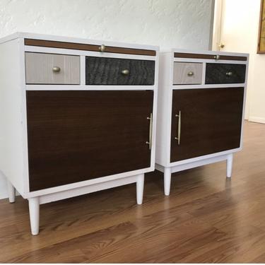 MID CENTURY MODERN Style Pair of White and Walnut 2 Drawer Nightstands #LosAngeles 