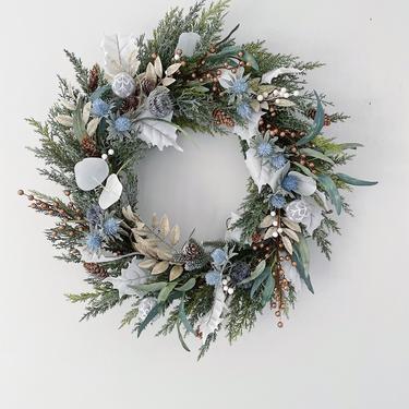 Winter Pine Holiday Wreath, Holiday Wreath, Pine Cone Snowy Winter Wreath, Farmhouse Winter Wreath, White Christmas Wreath 