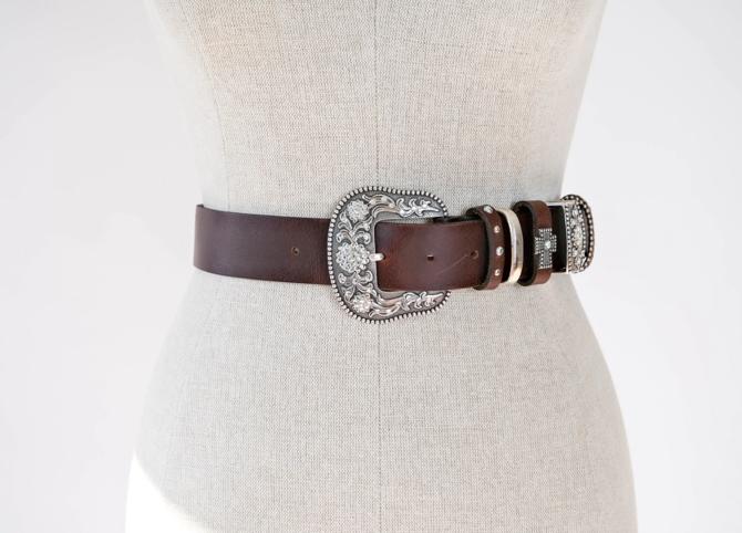 Vintage Western Studded Rhinestone Rockstar Leather Belt | 30.5-34.5&amp;quot; Waist | 100% Genuine Leather | Cowgirl Cowboy Studded Belt 