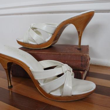 Vintage Italian White Strappy High Wood Heel Platform Sandals Women's Size 7 8 