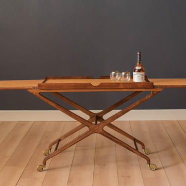 Mid Century Expandable Walnut and Cork Top Bar Cart by Cesare Lacca 