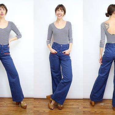 Vintage 70's High Waisted Wide Leg Blue Denim Jeans / 1970's Sailor Jeans with Pockets / Soft Denim Pants / Women's Size Medium / 28&amp;quot; Waist by Ru