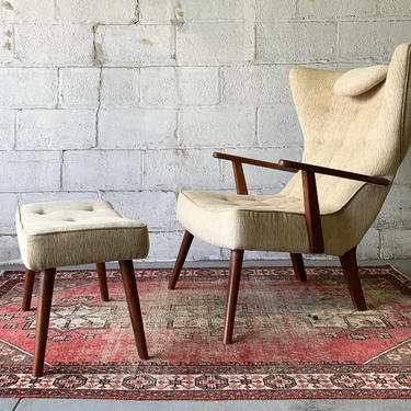 TUFTED Mid Century MODERN Lounge Chair / ARMCHAIR + Ottoman, Adrian Pearsall style 
