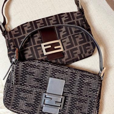Vintage FENDI FF ZUCCA Monogram Baguette Black Brown Jacquard / Leather Bag Shoulder Purse Clutch 