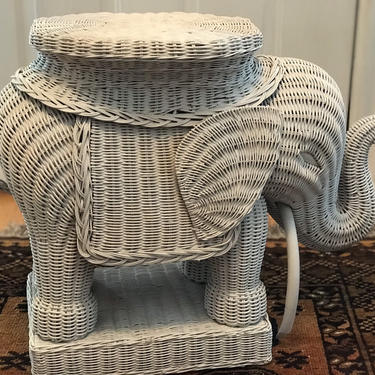 Vintage wicker elephant table / plant stand 
